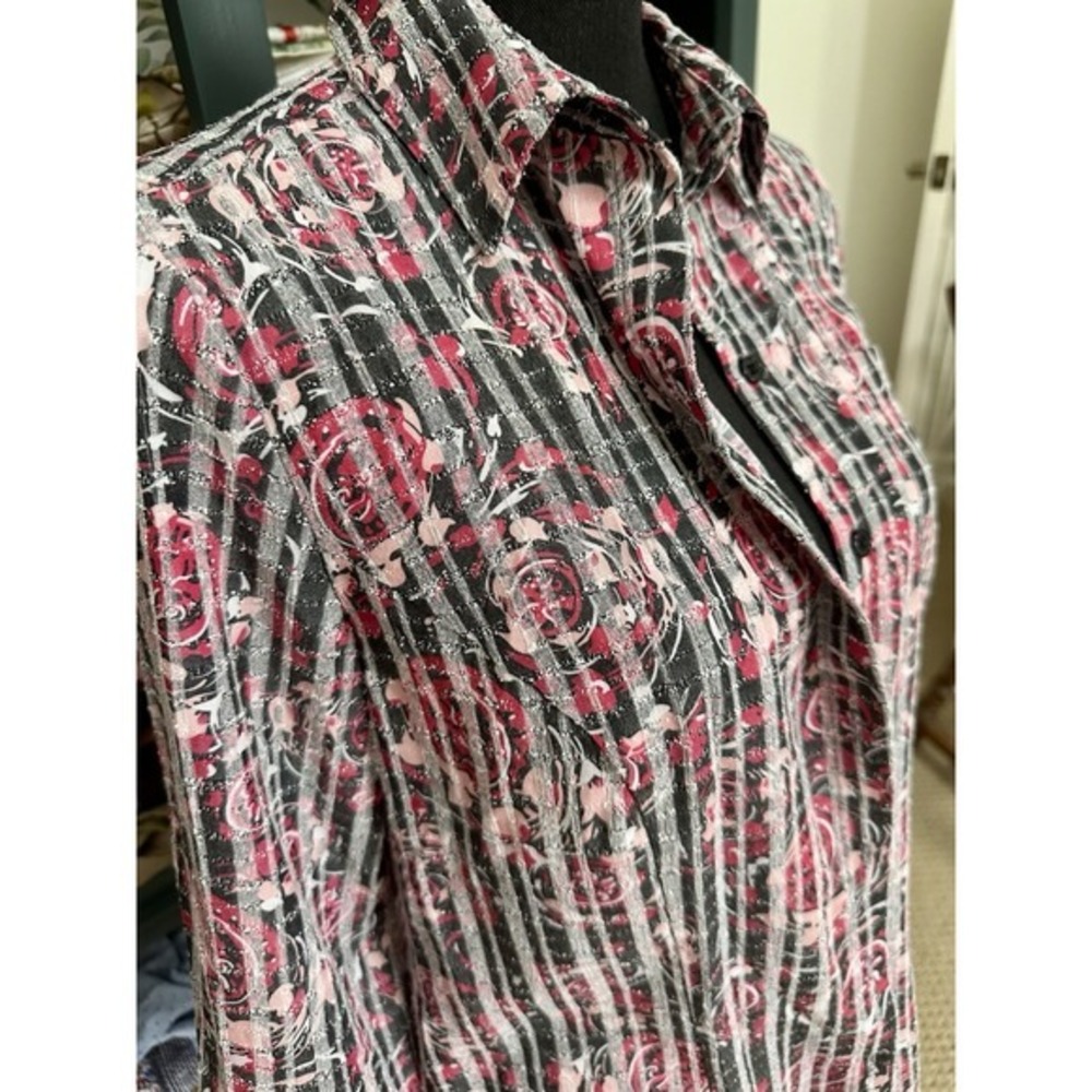 Christopher & Banks Womens Medium Rose Design Black Striped Button Up Sz Small - Picture 8 of 11